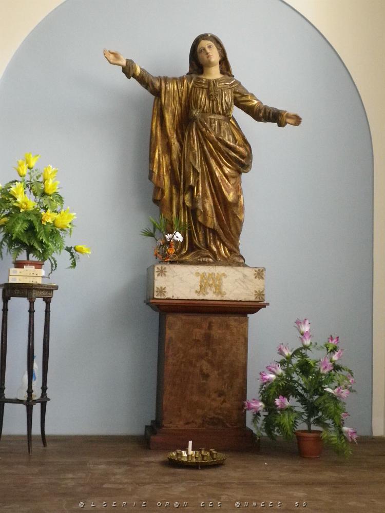 977 la vierge eglise de saint-eugene.JPG
